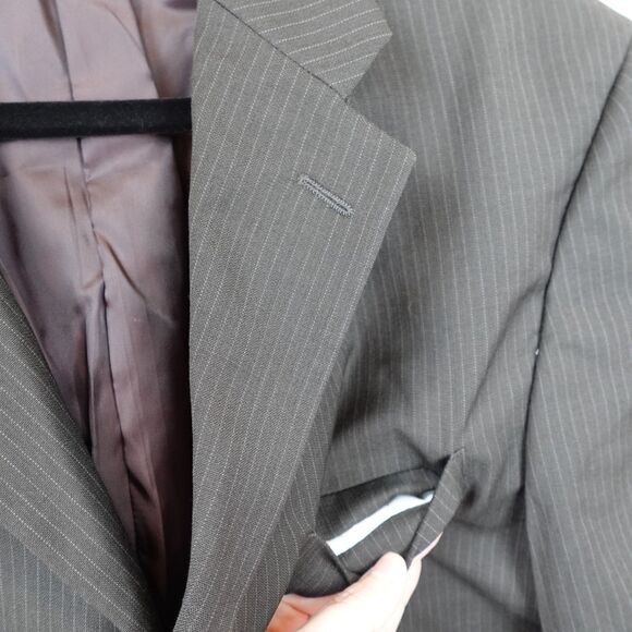 Pierre Cardin Suit Jacket Men's Size 42R 100% Wool Gray Pinstripe Lined Blazer - Picture 9 of 12